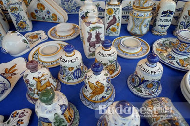Magyar ajandek- kezzel festett porcelan ajandek targyak